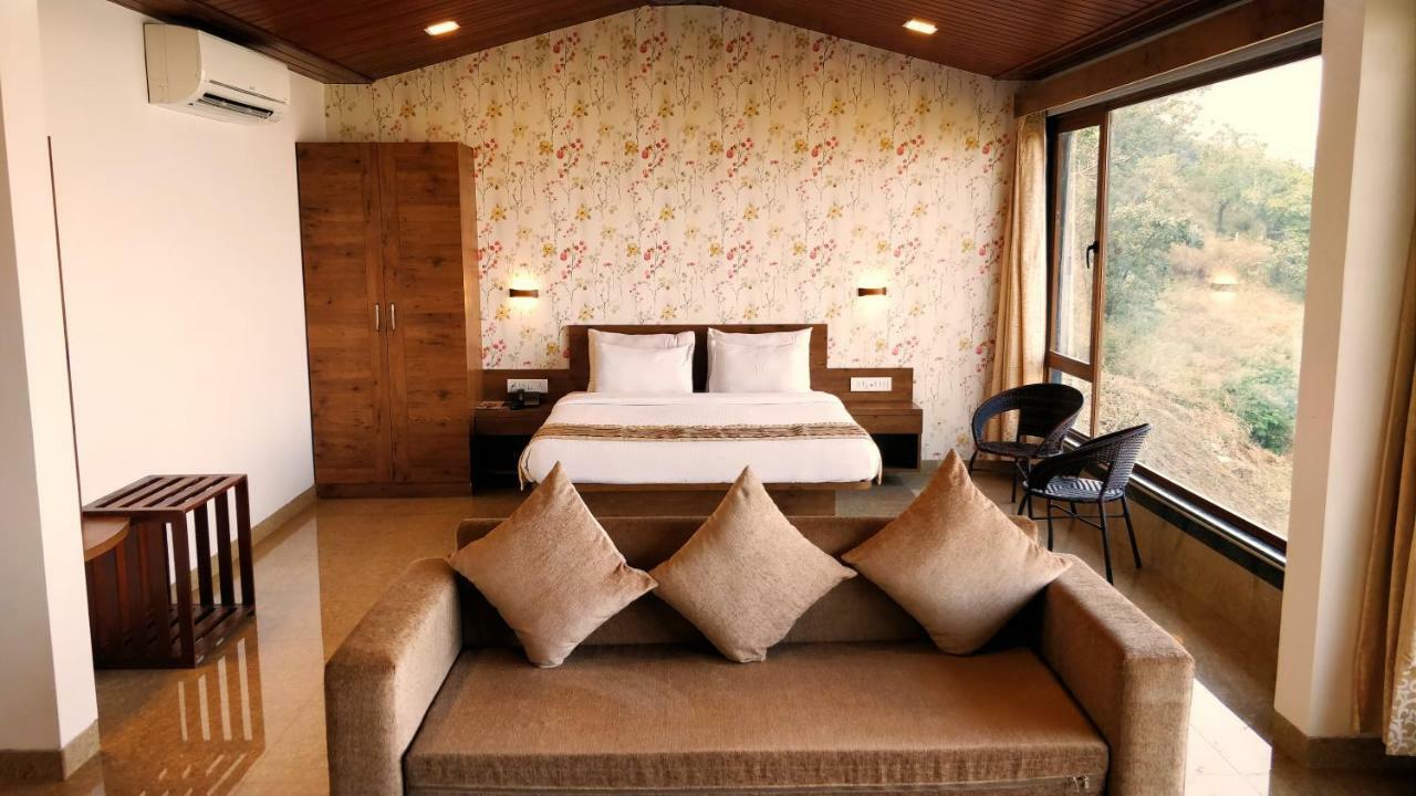 Miraya Hotel Panchgani Eksteriør billede